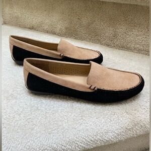 VANELI Black and Tan Loafers in Size 8D